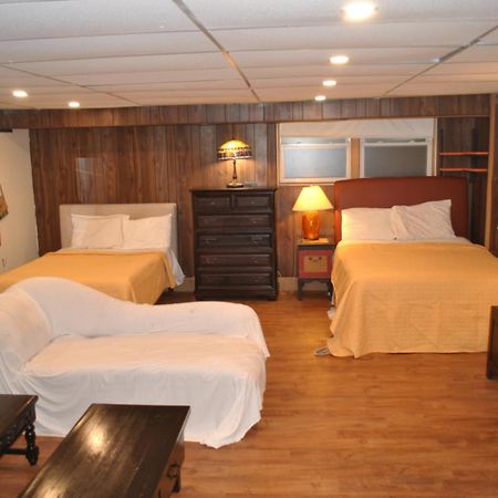 Ewr Airport Multilevel Guest House Room With 2-3 Beds Newark Eksteriør bilde
