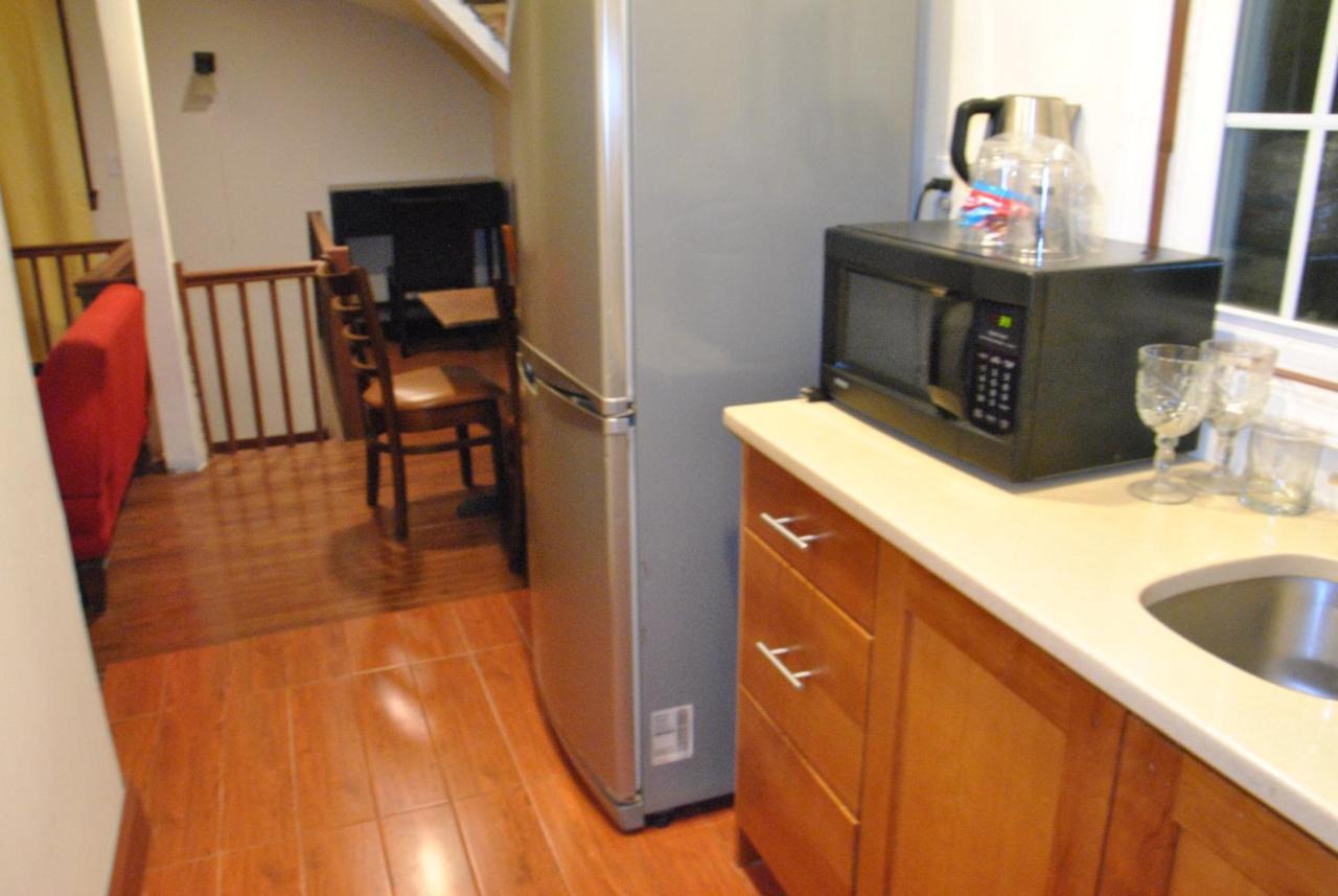 Ewr Airport Multilevel Guest House Room With 2-3 Beds Newark Eksteriør bilde