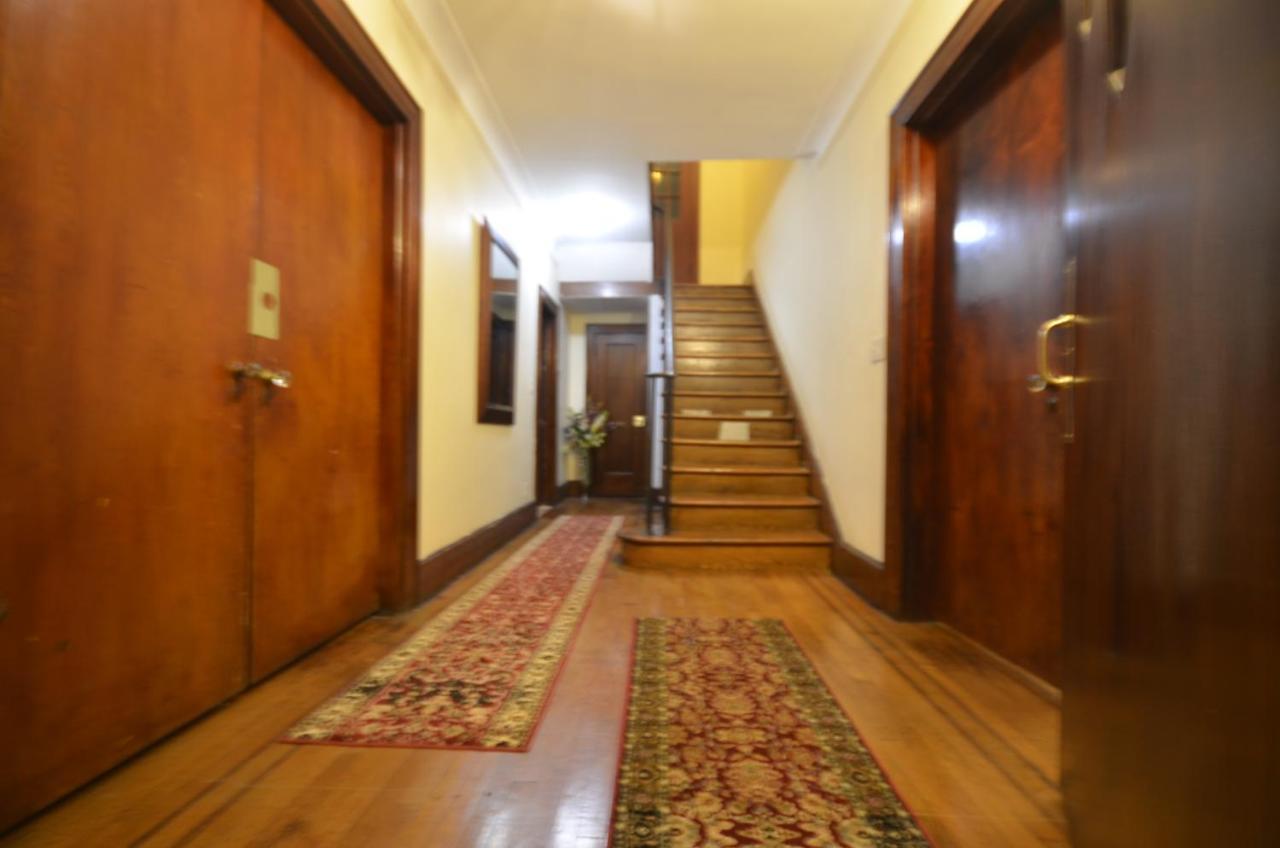 Ewr Airport Multilevel Guest House Room With 2-3 Beds Newark Eksteriør bilde