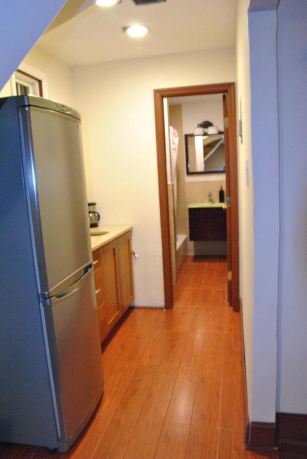 Ewr Airport Multilevel Guest House Room With 2-3 Beds Newark Eksteriør bilde