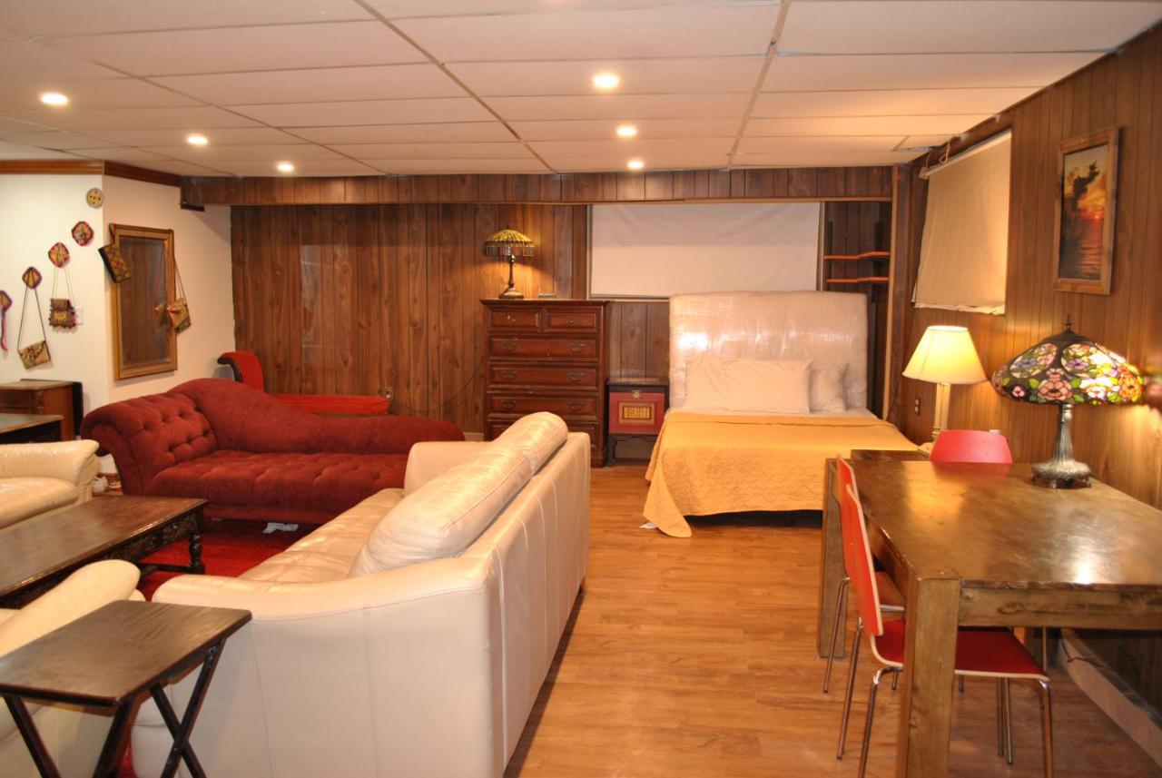 Ewr Airport Multilevel Guest House Room With 2-3 Beds Newark Eksteriør bilde