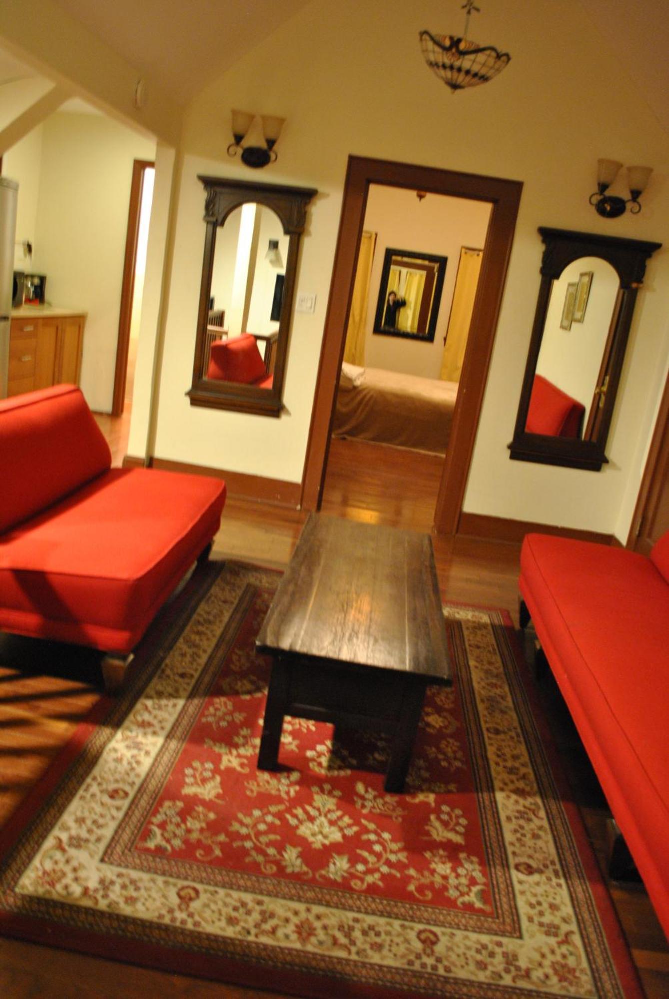 Ewr Airport Multilevel Guest House Room With 2-3 Beds Newark Eksteriør bilde