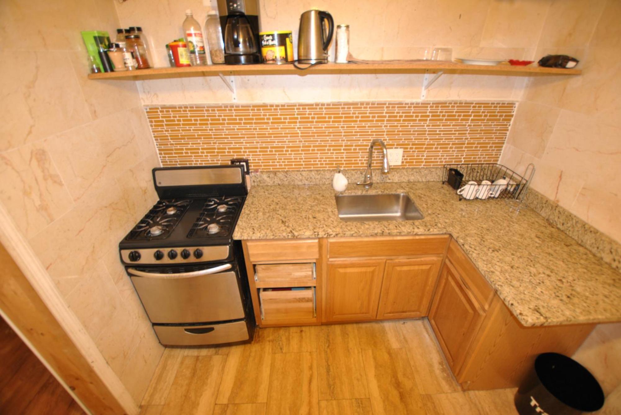Ewr Airport Multilevel Guest House Room With 2-3 Beds Newark Eksteriør bilde