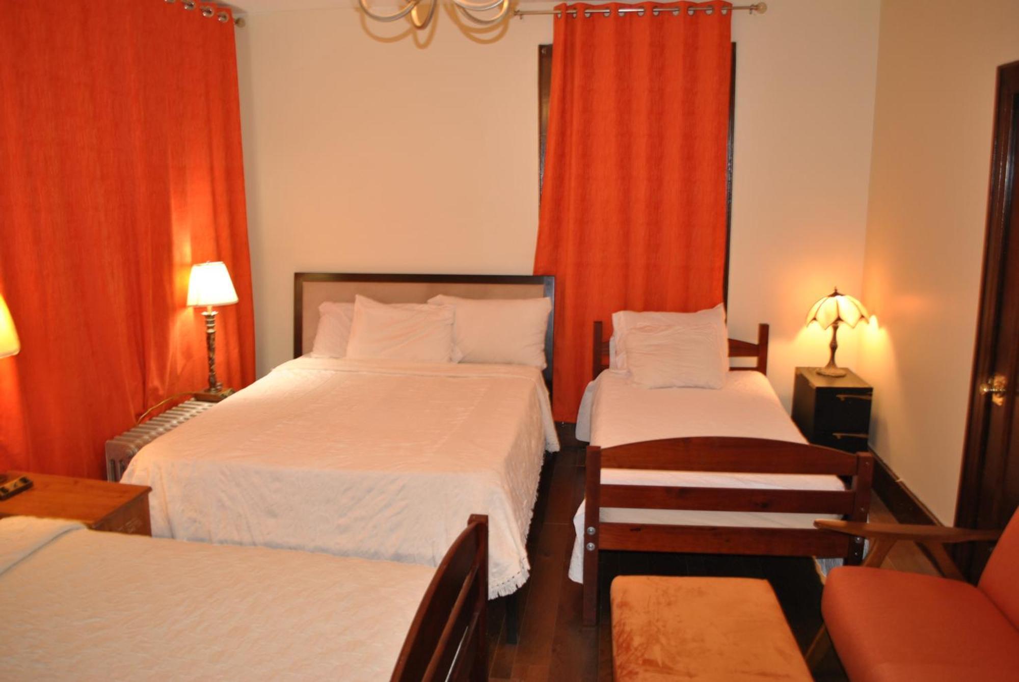Ewr Airport Multilevel Guest House Room With 2-3 Beds Newark Eksteriør bilde