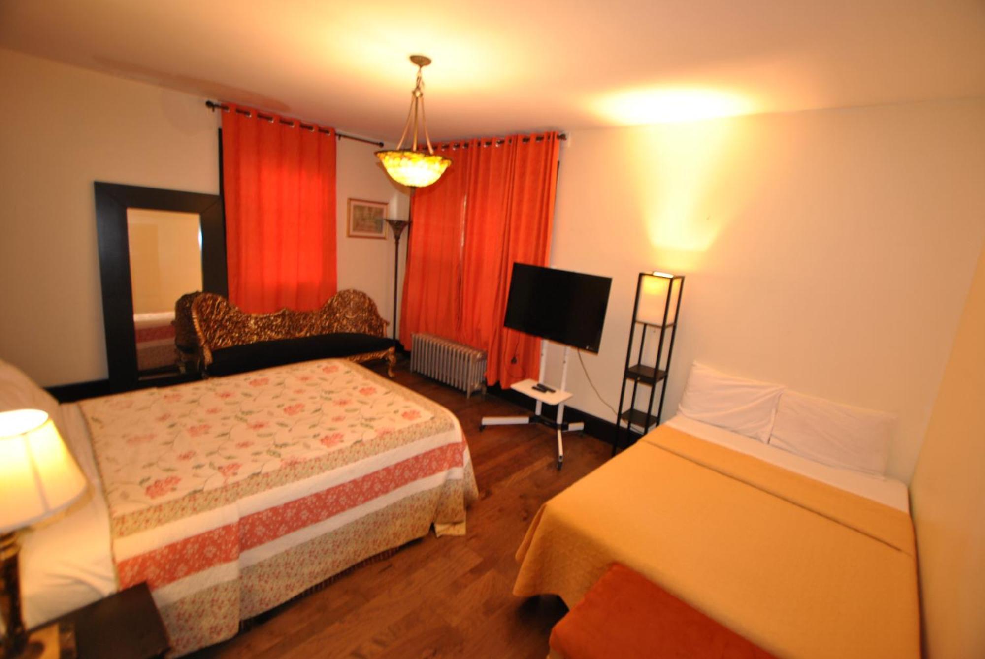 Ewr Airport Multilevel Guest House Room With 2-3 Beds Newark Eksteriør bilde